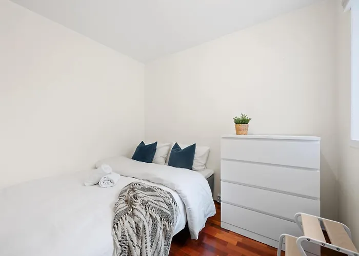 Apartment New Sandviken With Stunning View