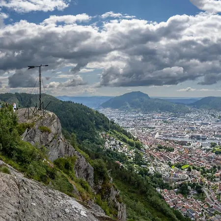 New Sandviken With Stunning View Apartment Bergen